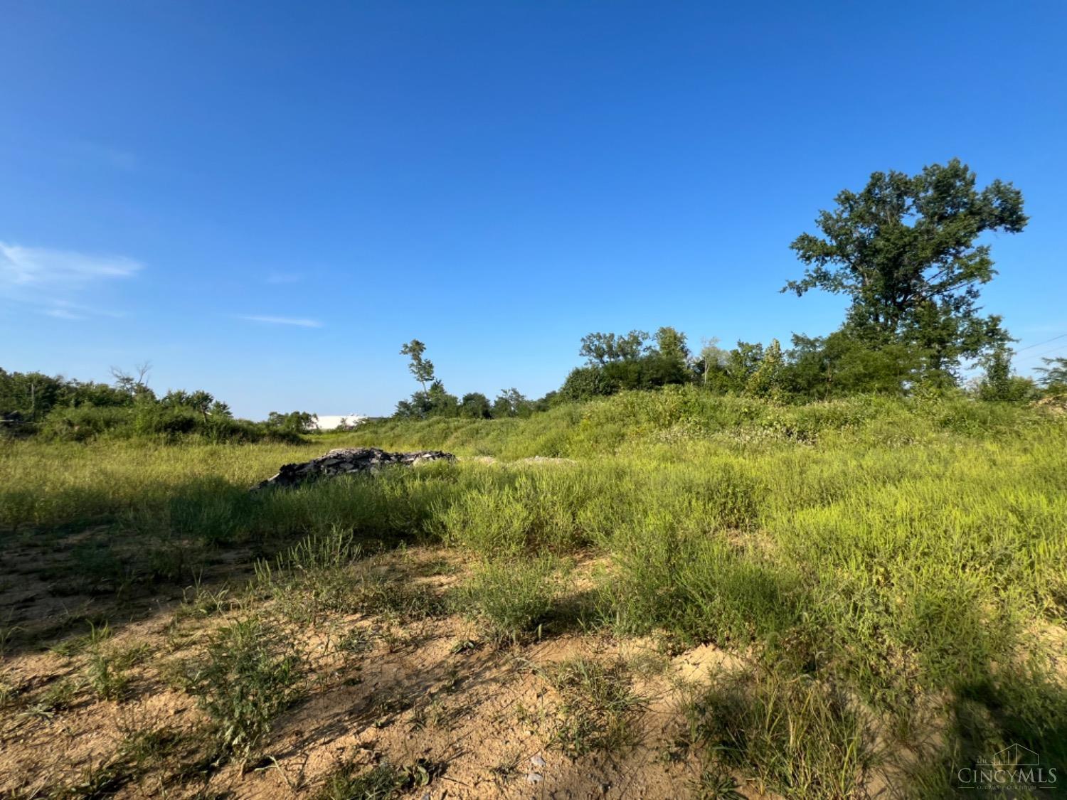 4155 Taylor Rd Property Photo 2