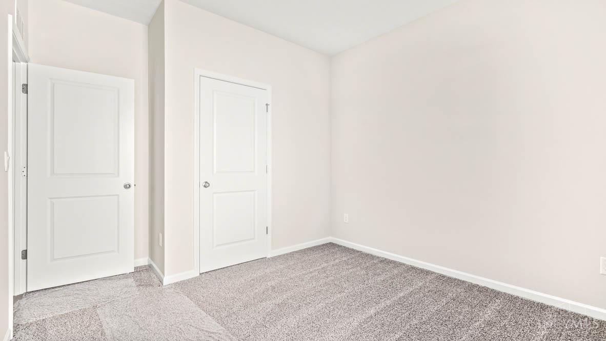 3691 Heritage Farm Ln Property Photo 9