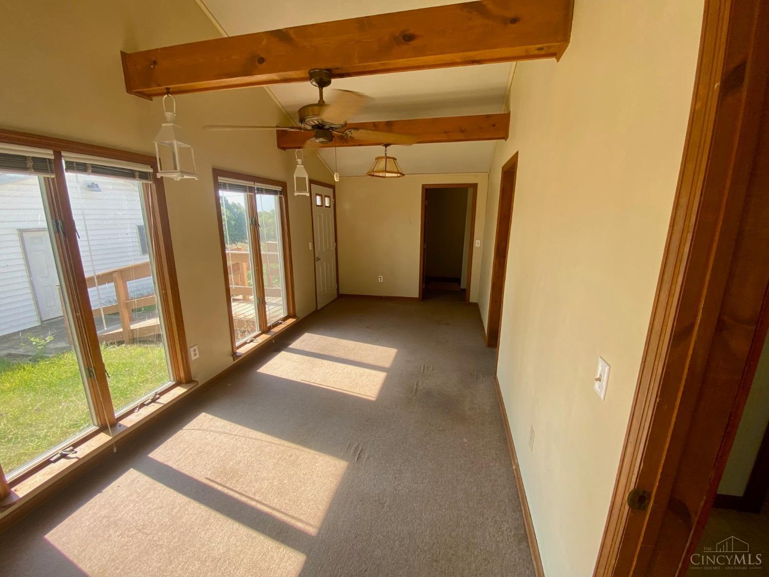 10242 Hickory Ridge Rd Property Photo 8