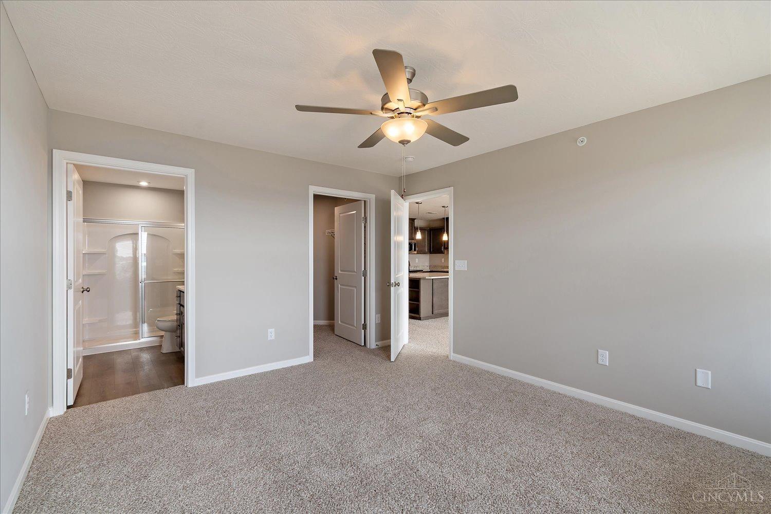 465 Bethpage Way Property Photo 17