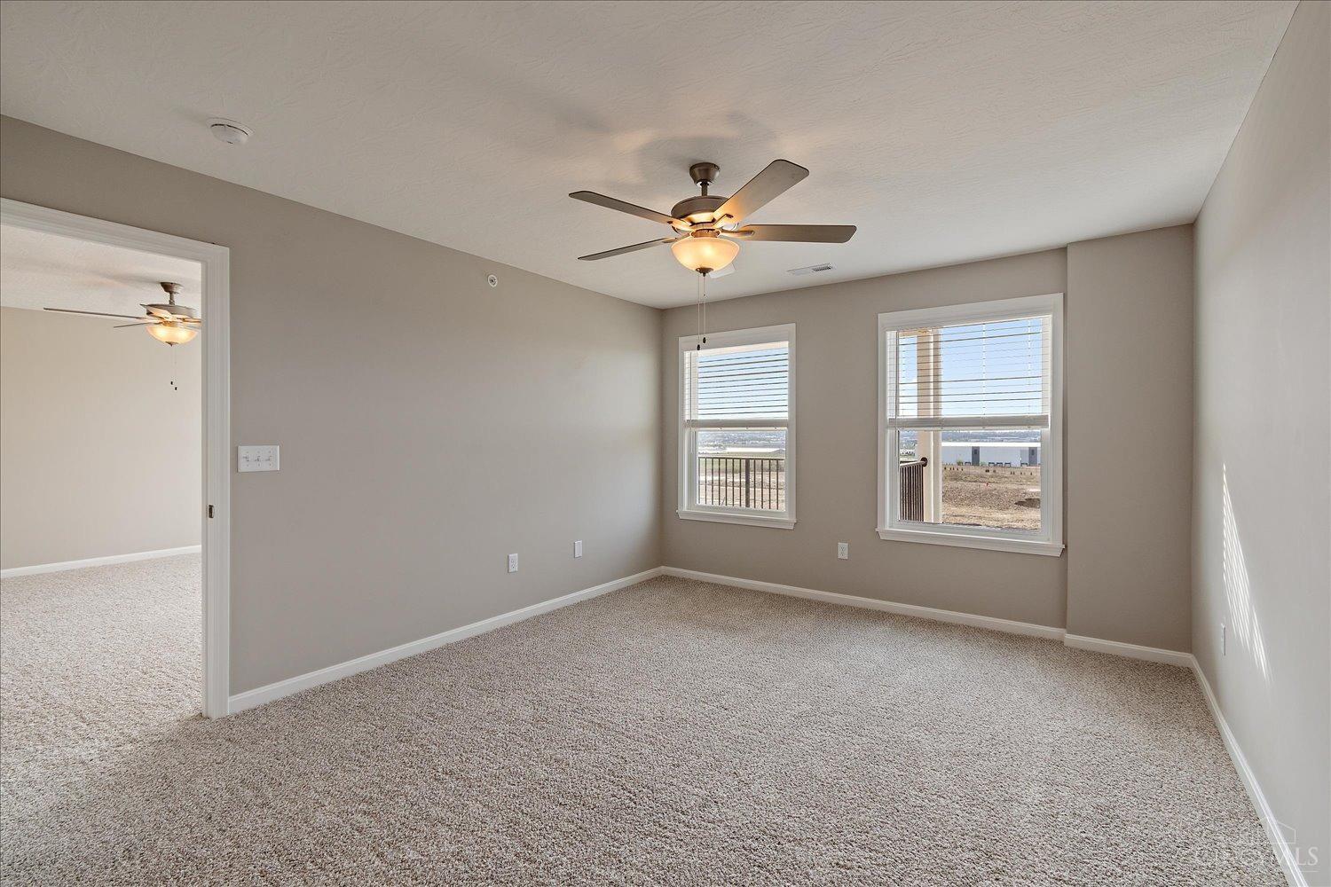 465 Bethpage Way Property Photo 18