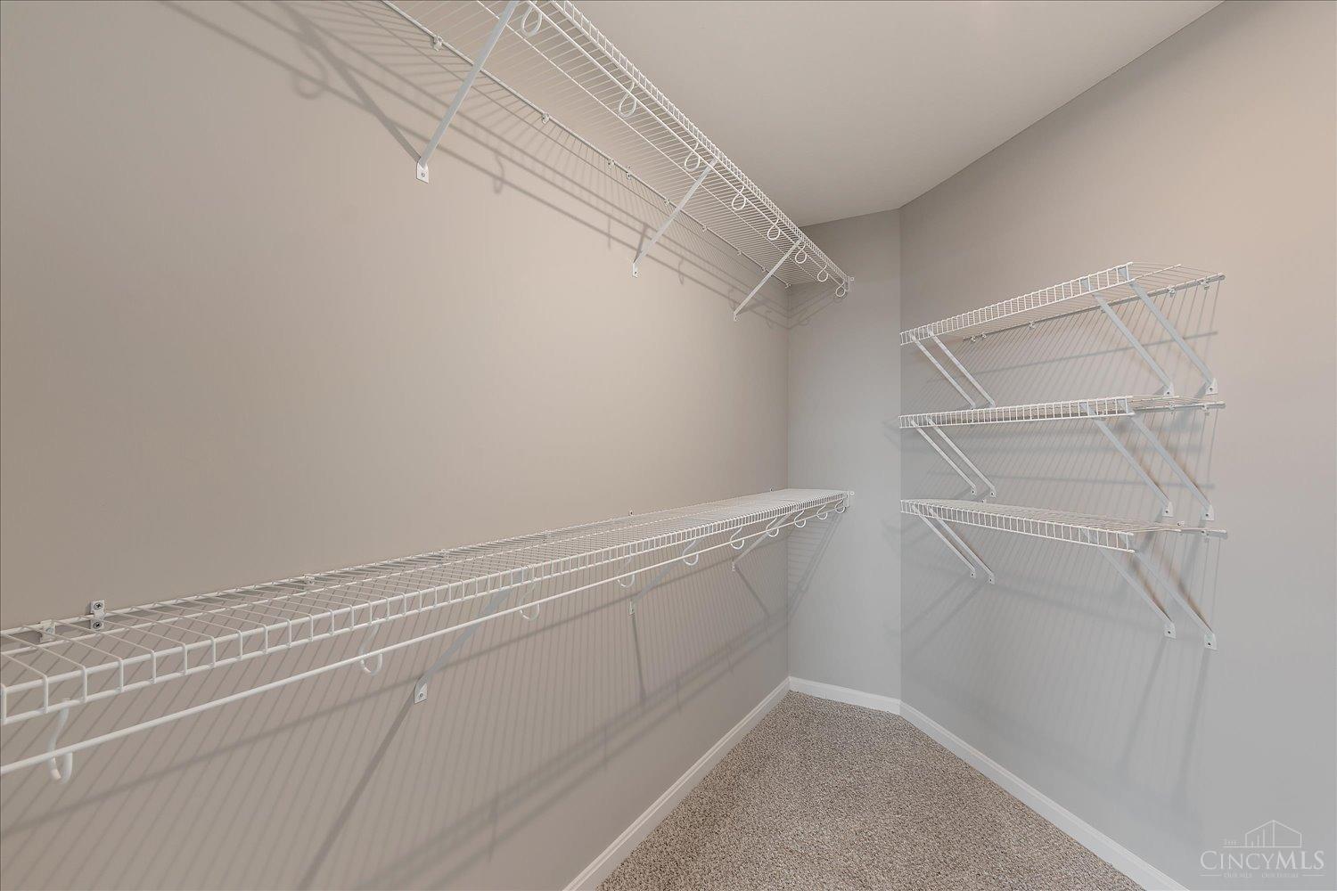 465 Bethpage Way Property Photo 21