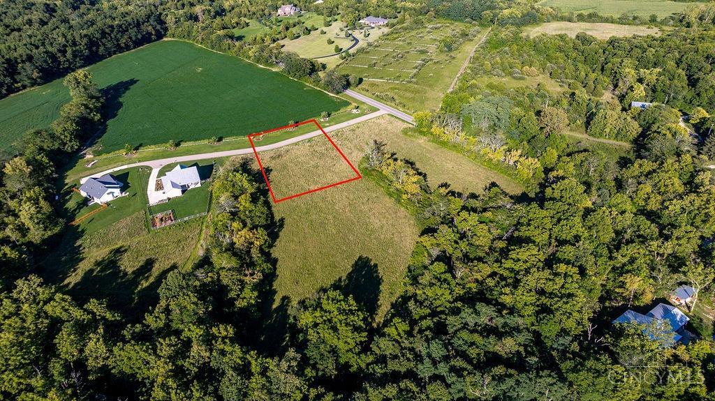 5090 Magie Hill Ln Property Photo 3