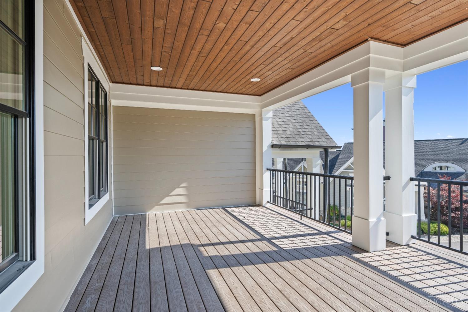 5912 Woodland Ln Property Photo 17