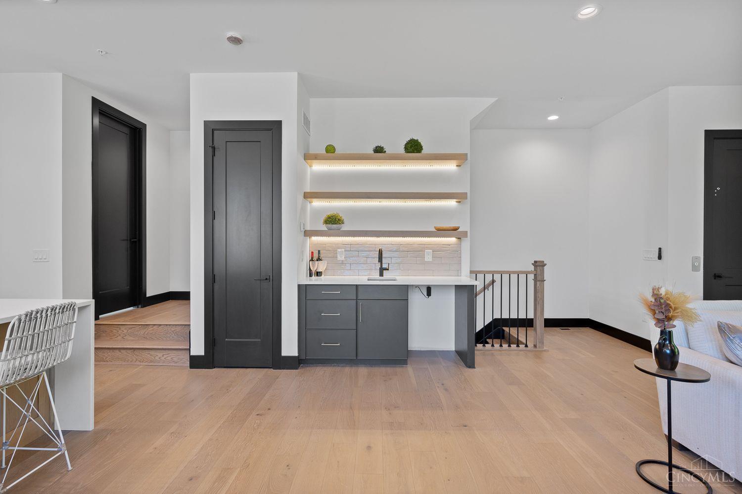 3746 Miami Run Property Photo 11