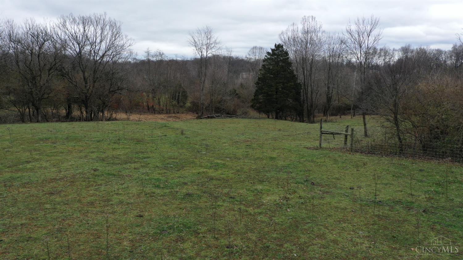 5 Edwardsville Rd Property Photo 6