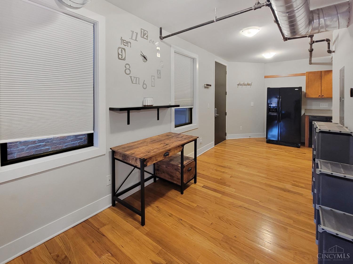 1432 Race Street Property Photo 7