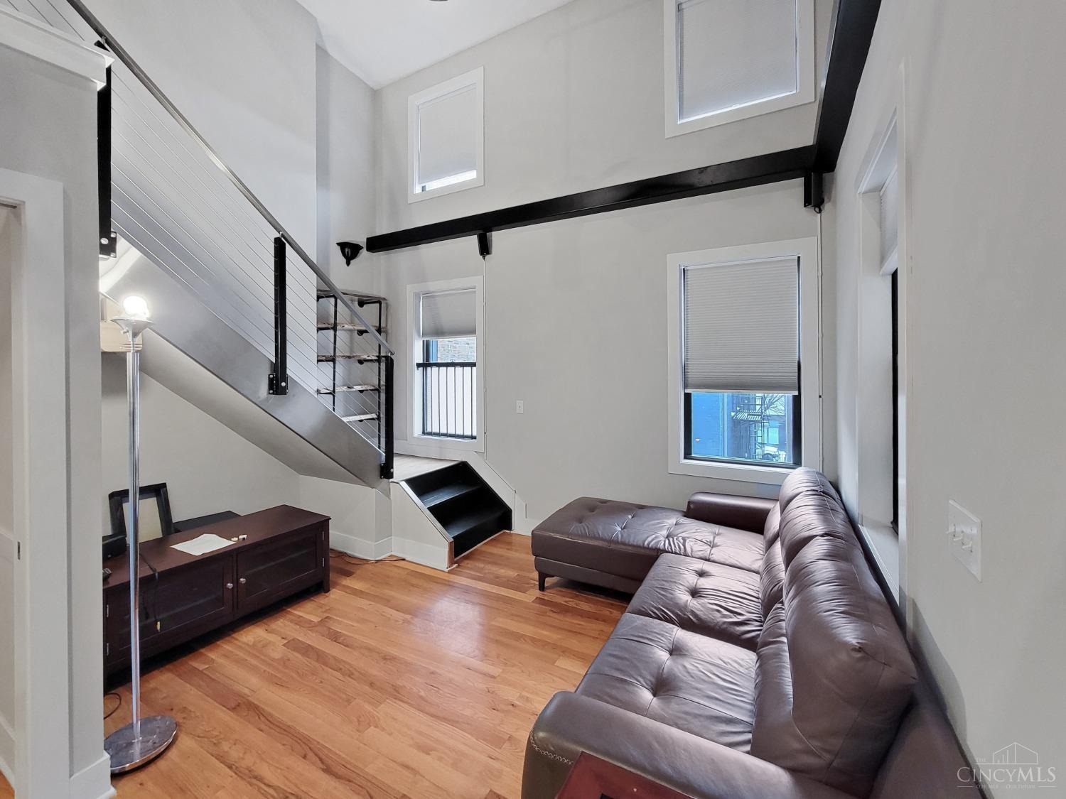 1432 Race Street Property Photo 10