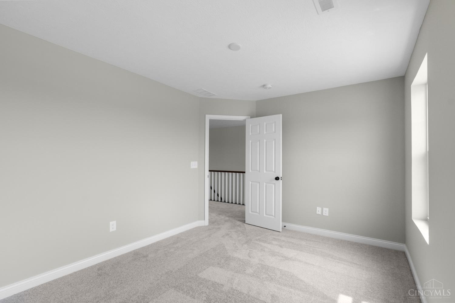 1872 Grove Park Dr Property Photo 18