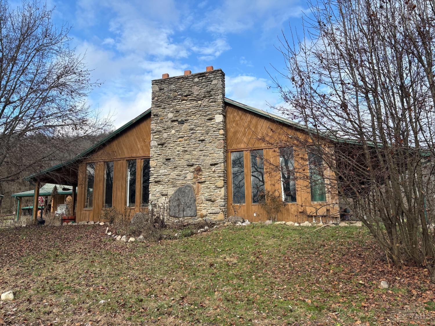 7040 Whitewater River Ln Property Photo 17
