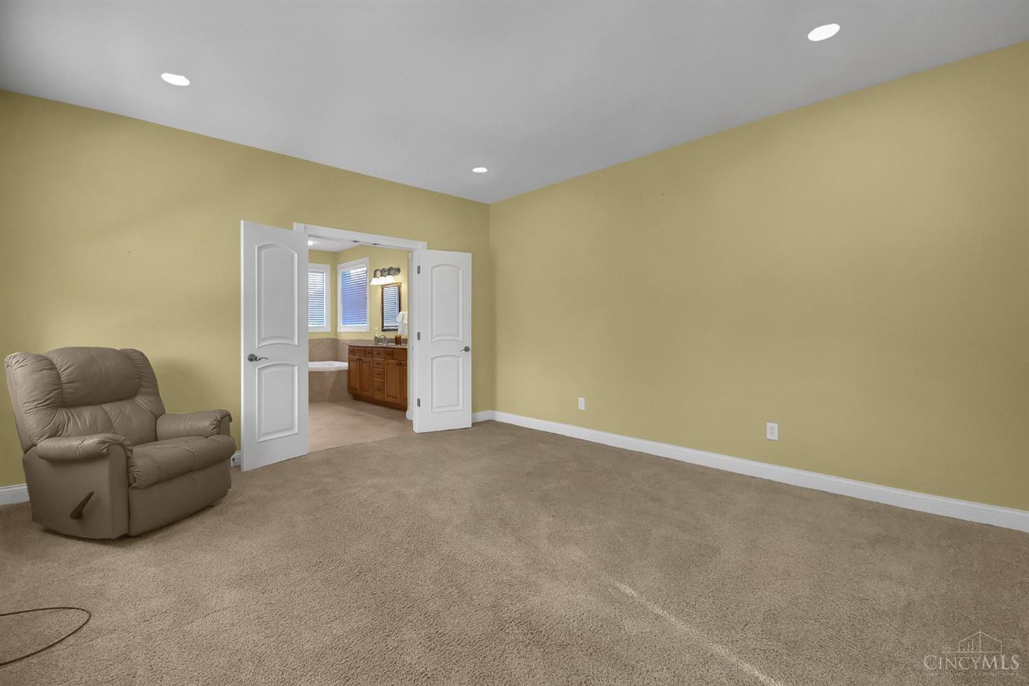 5806 Needleleaf Dr Property Photo 27