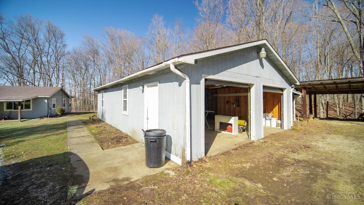 370 Redbud Ln Property Photo 25