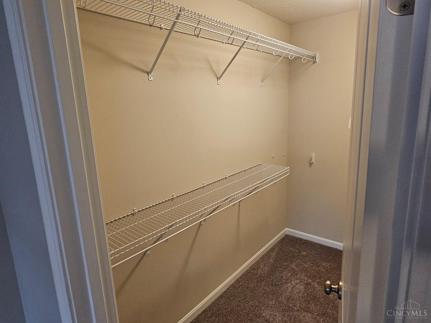470 Heritage Property Photo 15