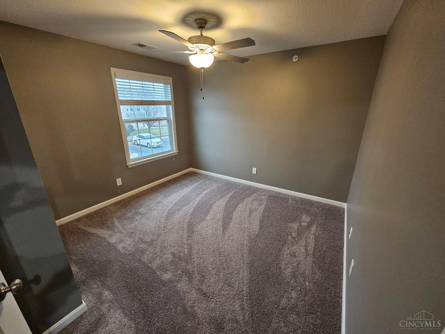 470 Heritage Property Photo 16