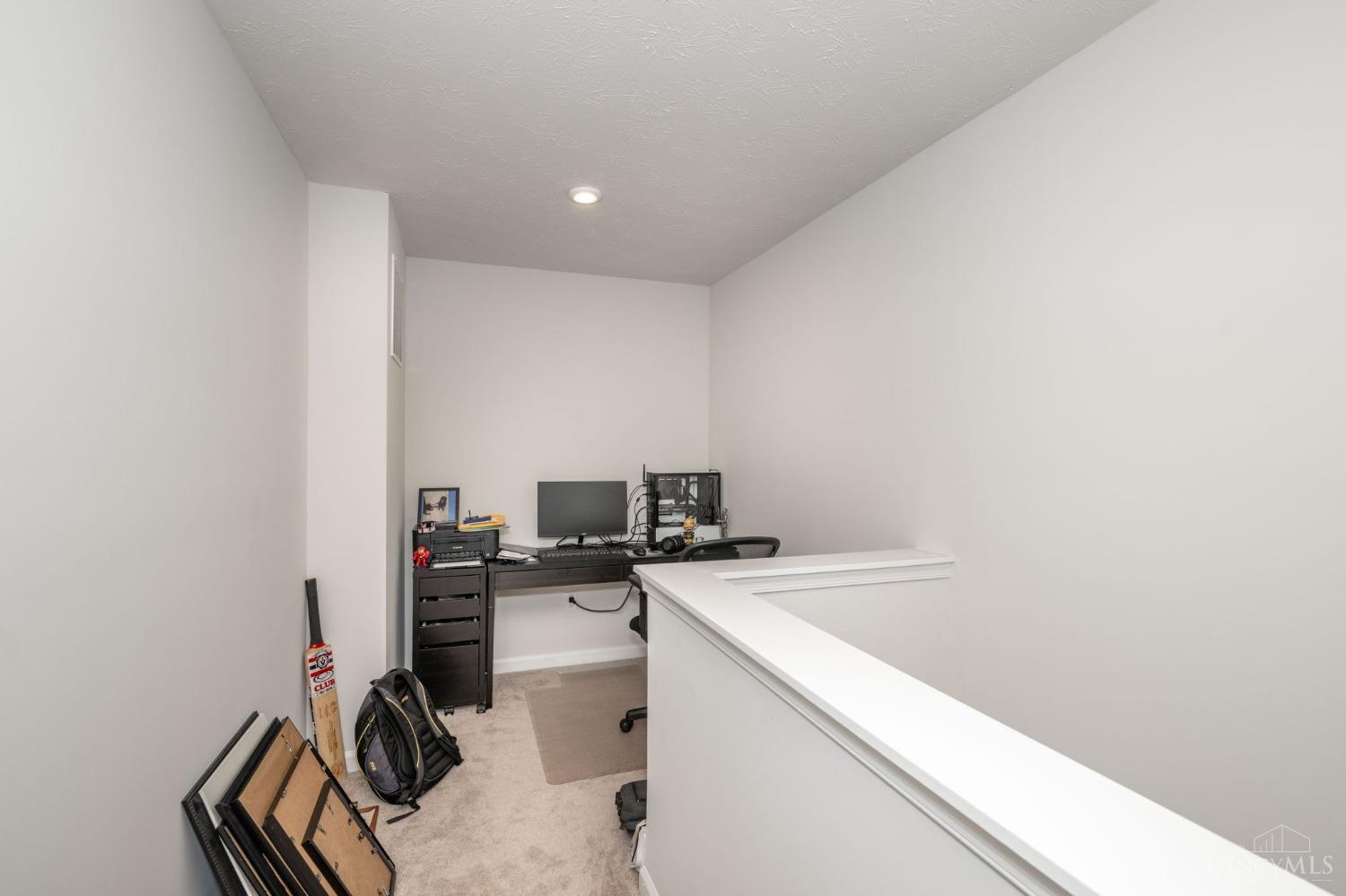 7161 Shady Brook Bend Property Photo 14