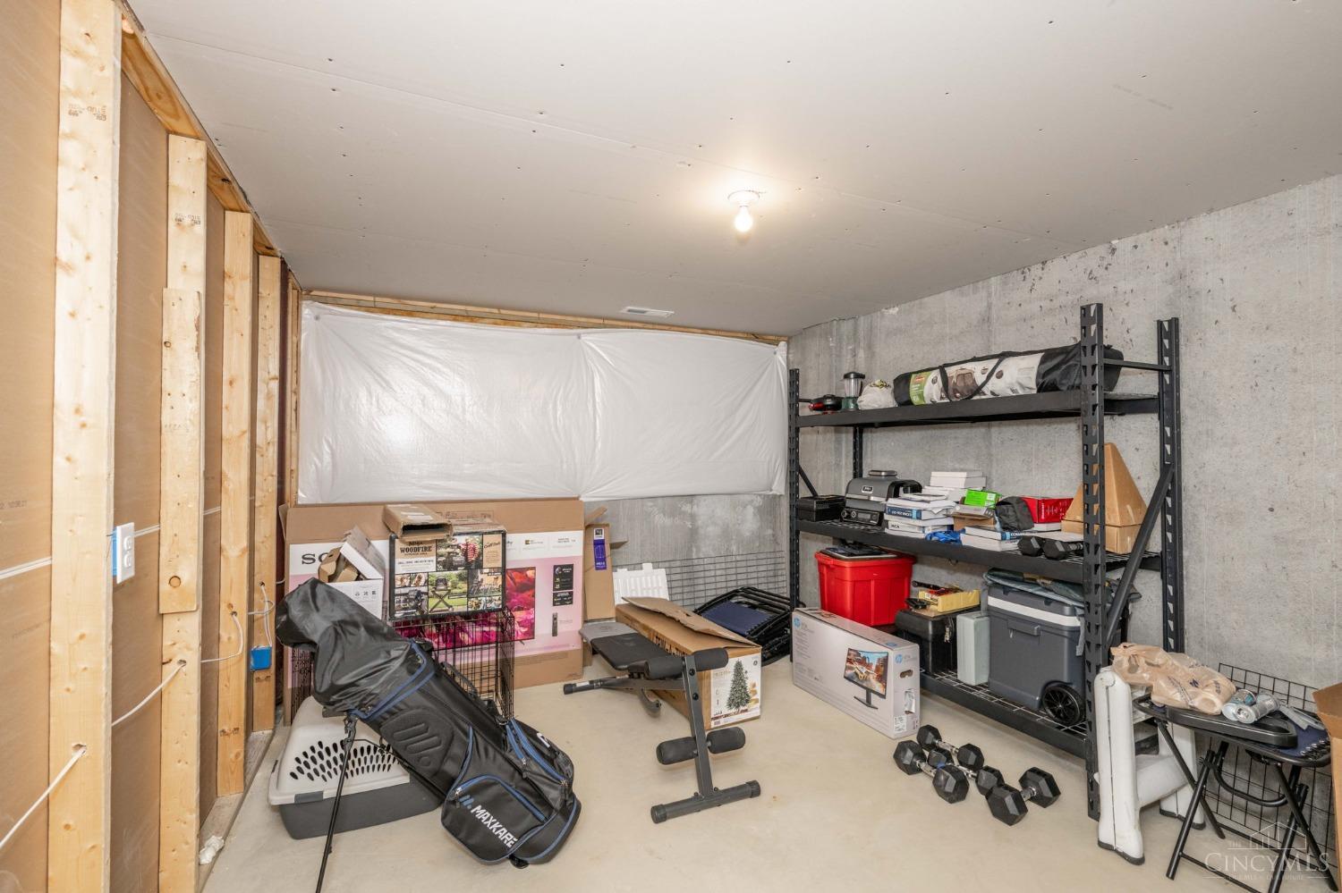 7161 Shady Brook Bend Property Photo 25