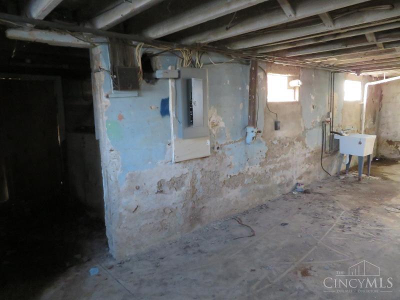1397 Old St Rt 74 Property Photo 32