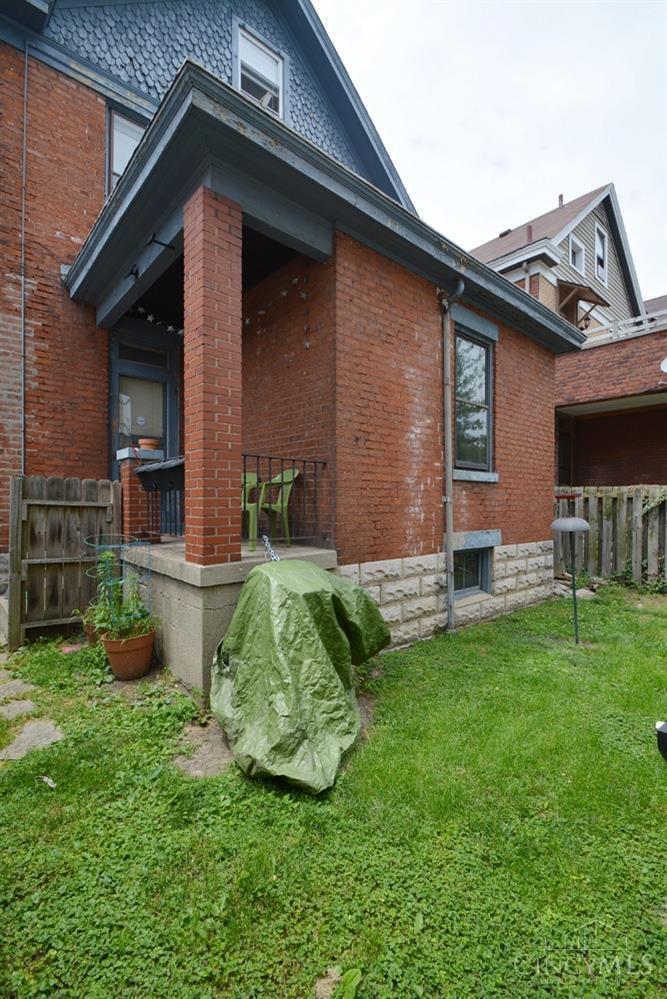 2426 Fairview Avenue Property Photo 15
