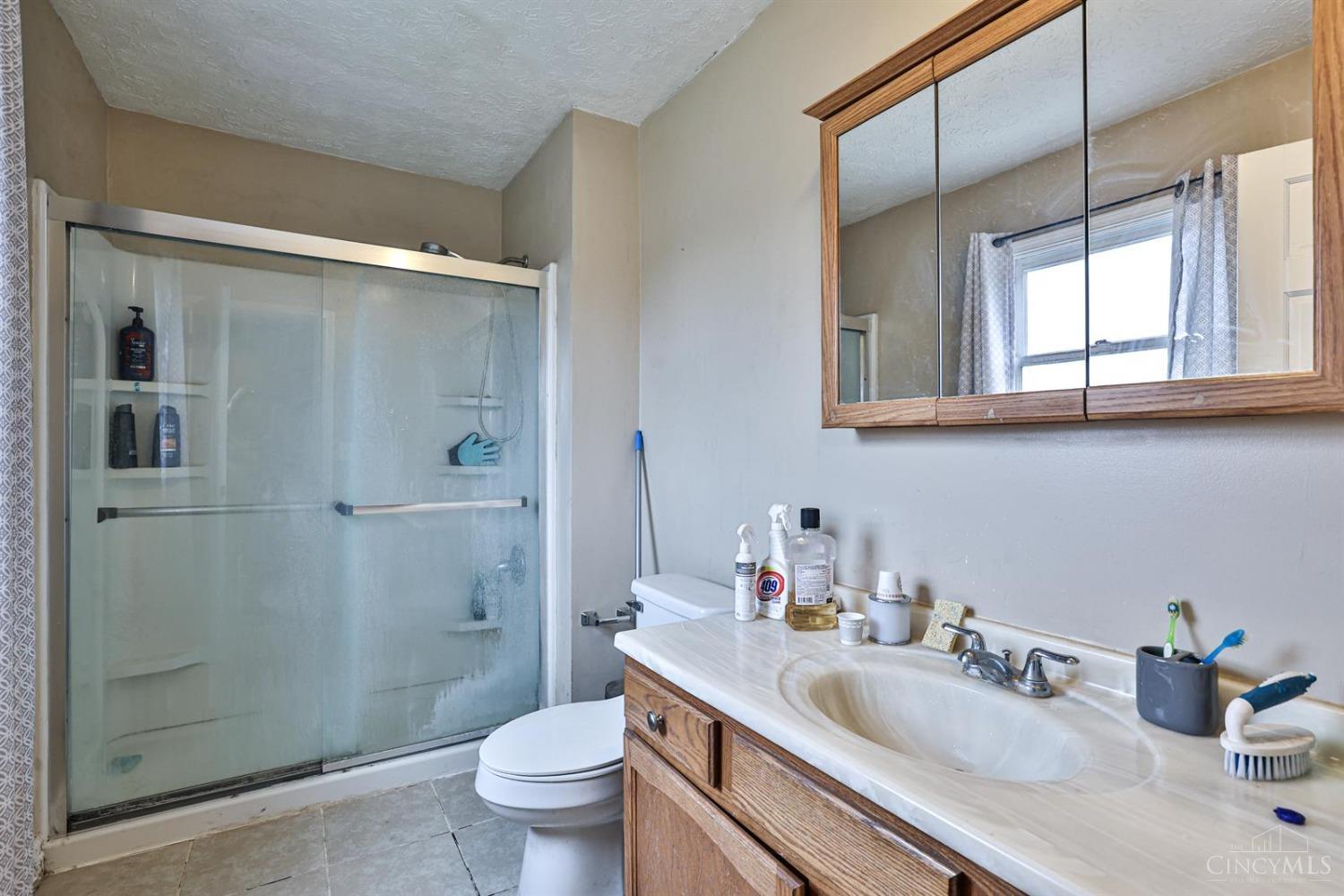 120 Vernon Pl Property Photo 16