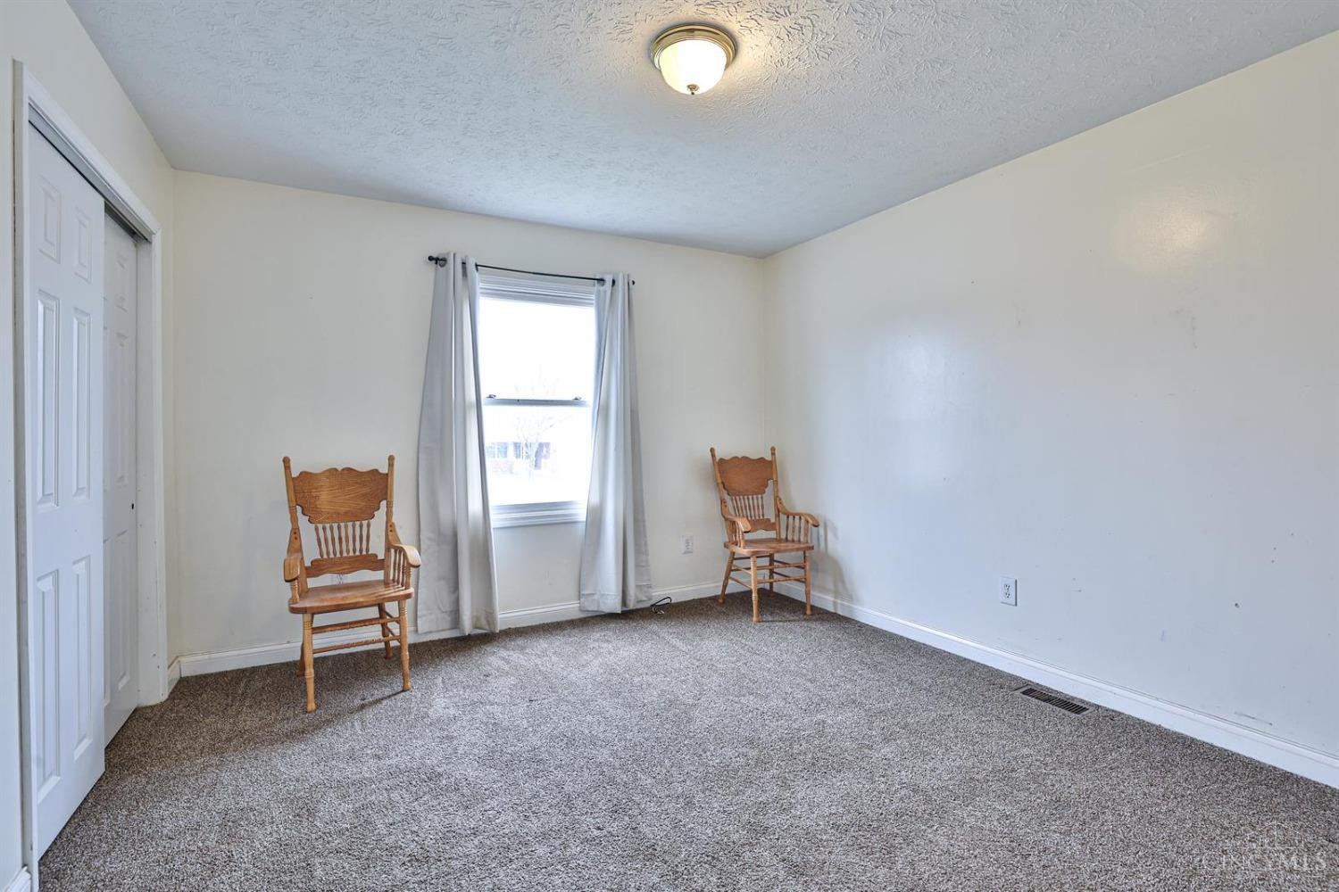 120 Vernon Pl Property Photo 18