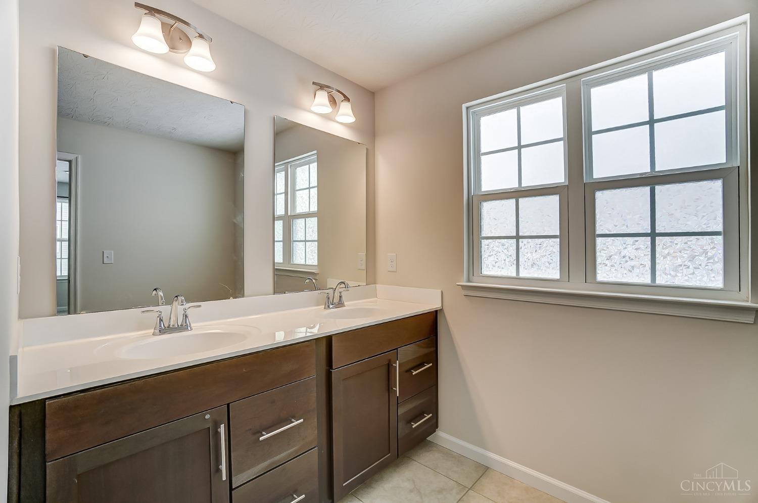 2301 Sir Barton Dr Property Photo 25
