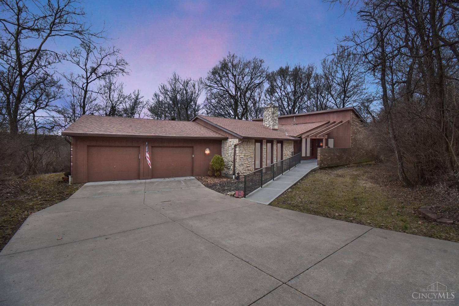 9405 Brehm Rd Property Photo 1