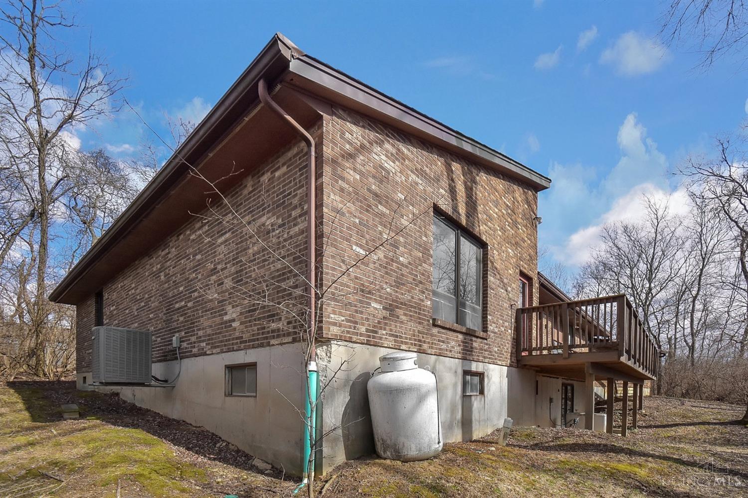 9405 Brehm Rd Property Photo 32