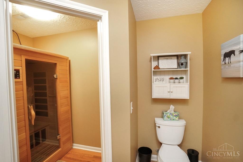 4899 Shagbark Ct Property Photo 32