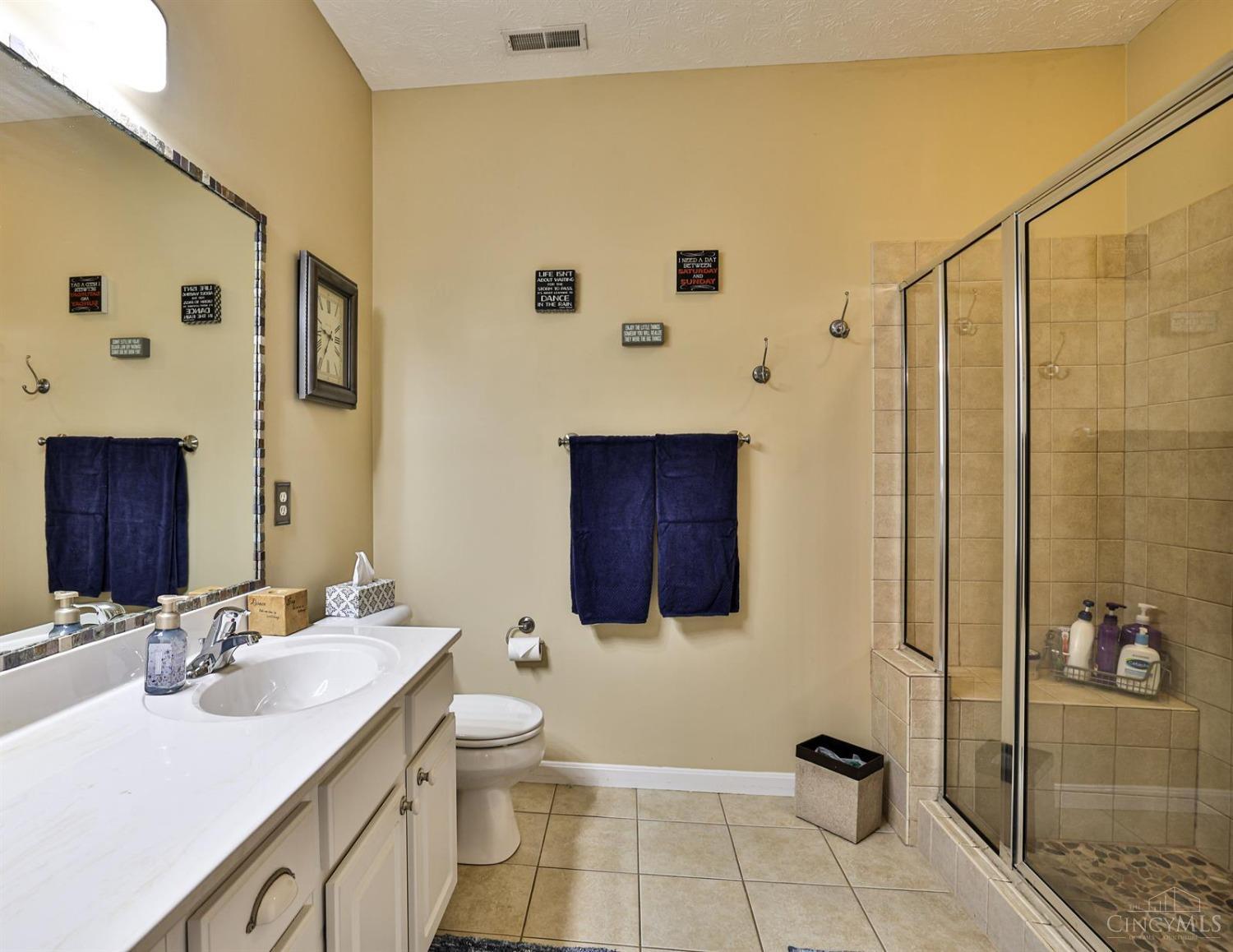 3593 Thorngate Dr Property Photo 16