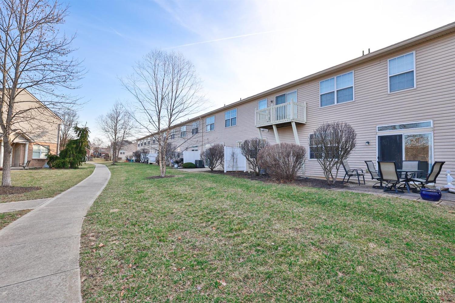 3593 Thorngate Dr Property Photo 21