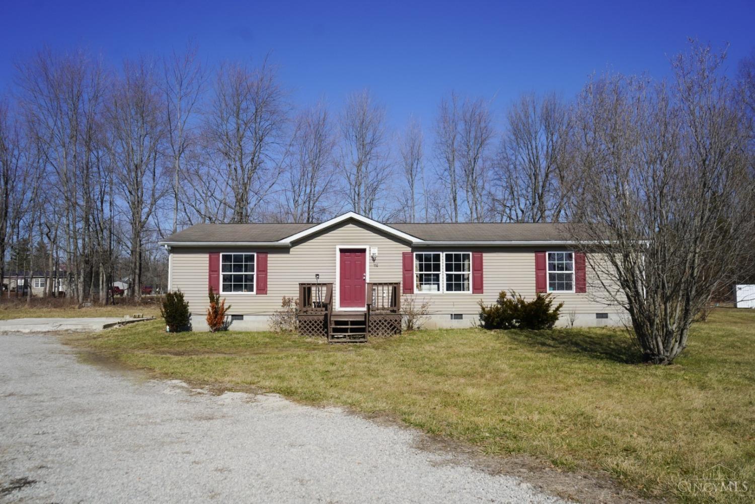 116 Dewey Dr Property Photo