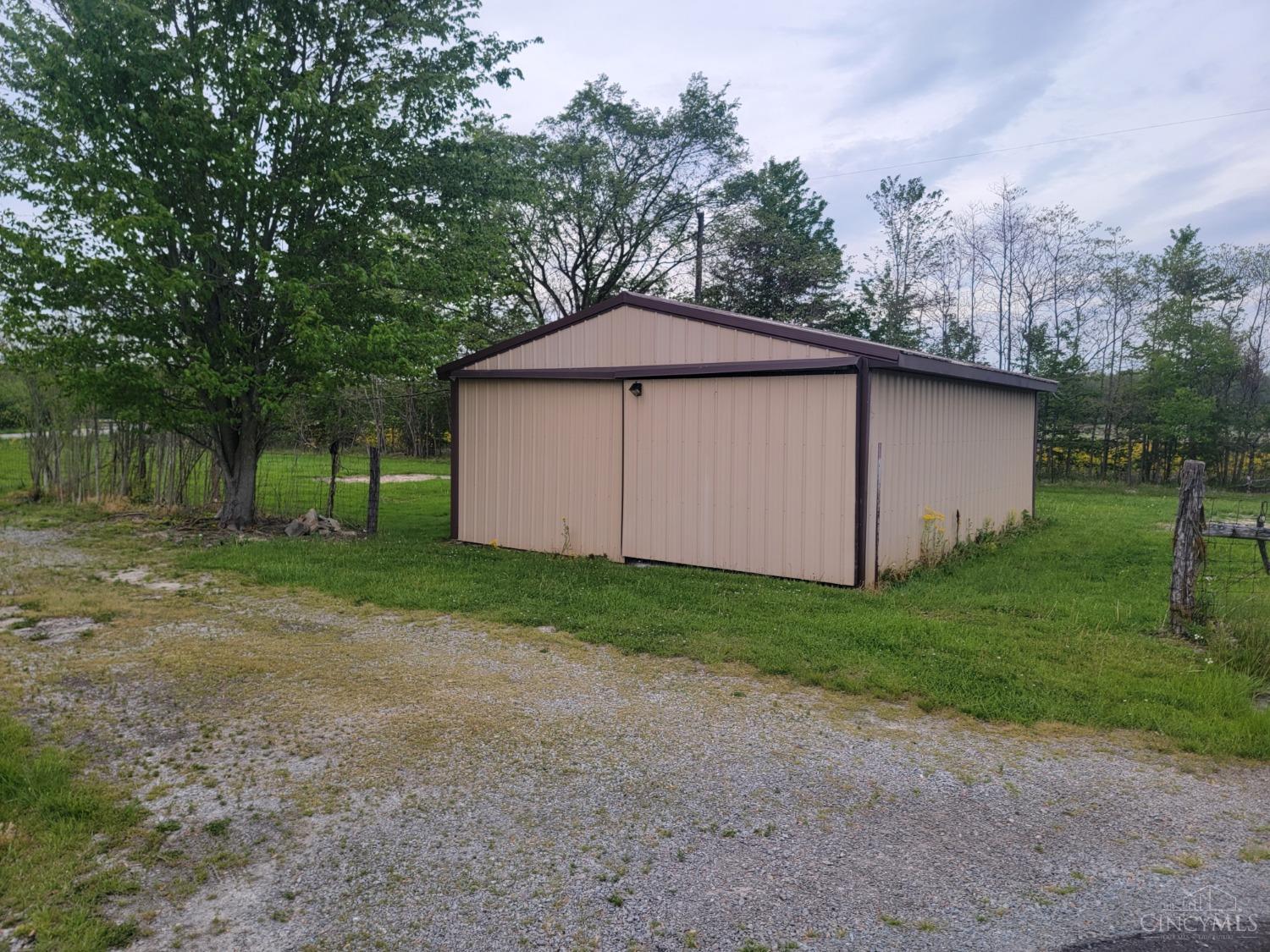 12754 Five Points Mowrystown Road Property Photo 1