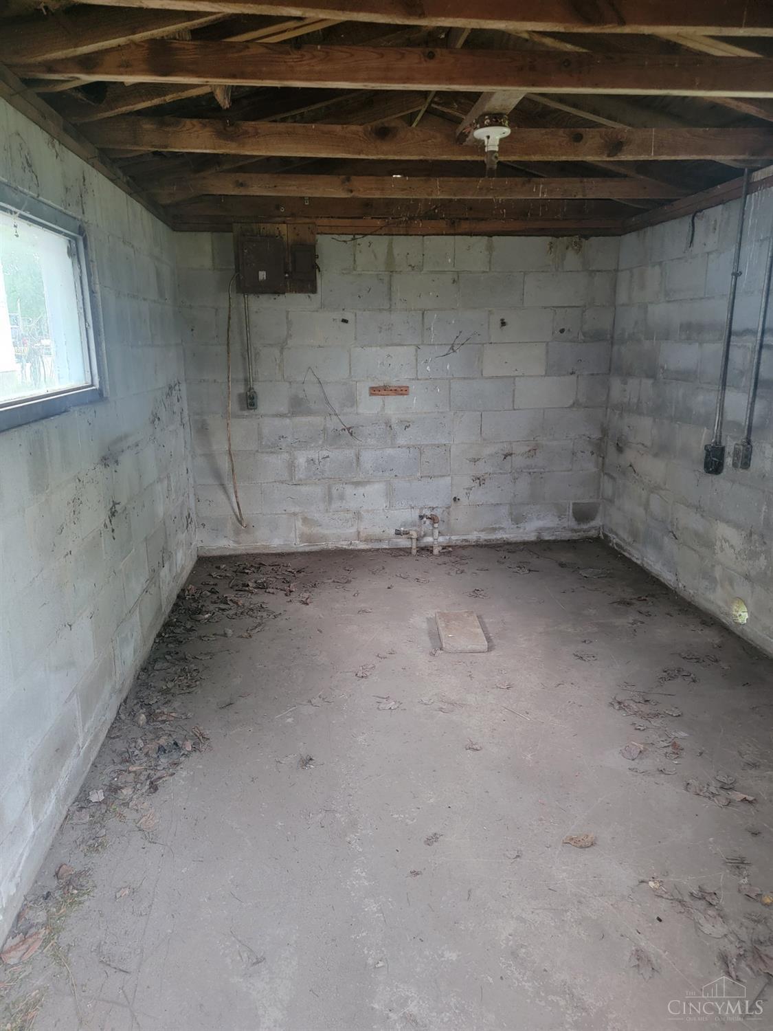 12754 Five Points Mowrystown Road Property Photo 14
