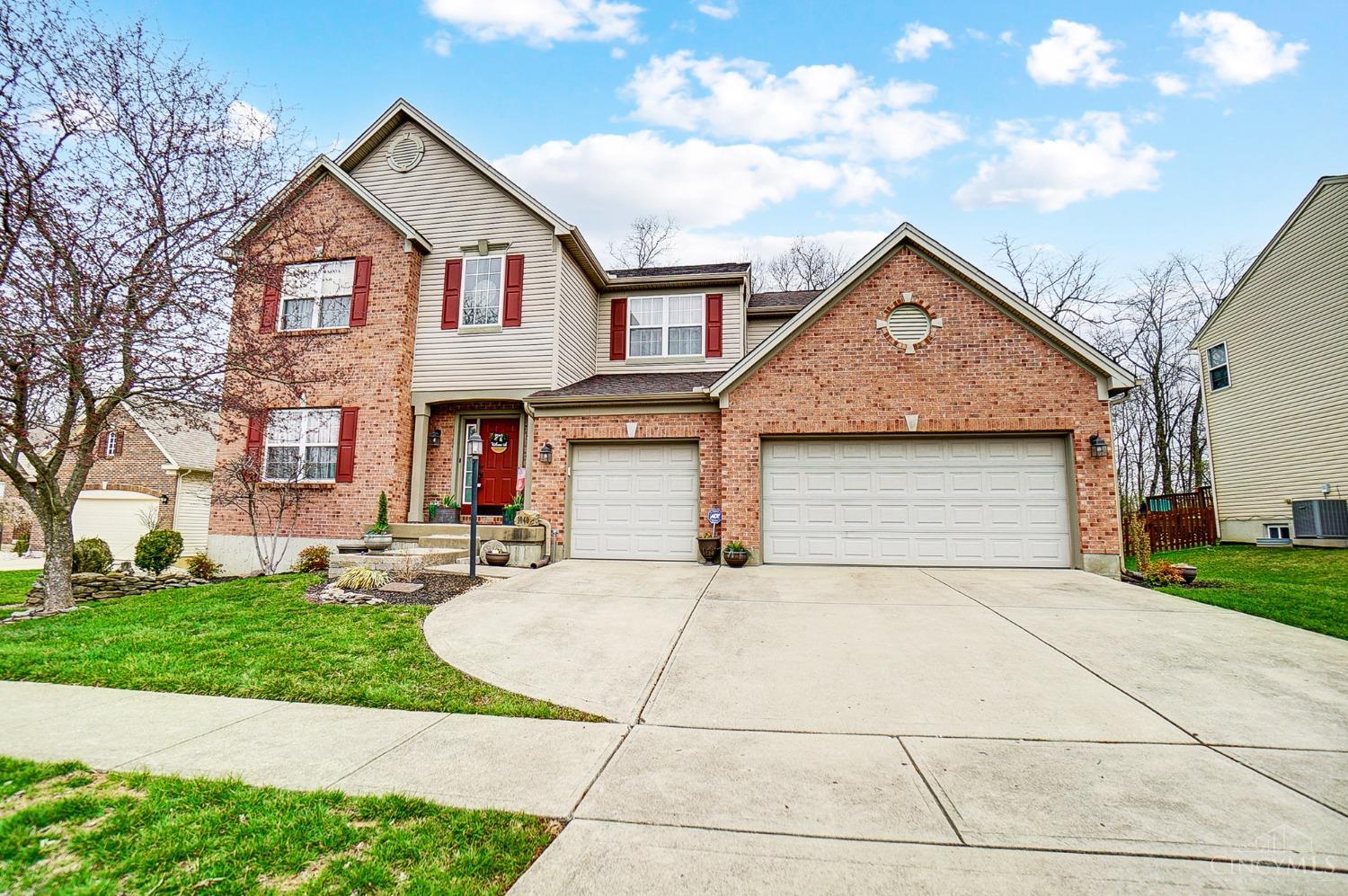 1040 Oak Forest Dr Property Photo 1