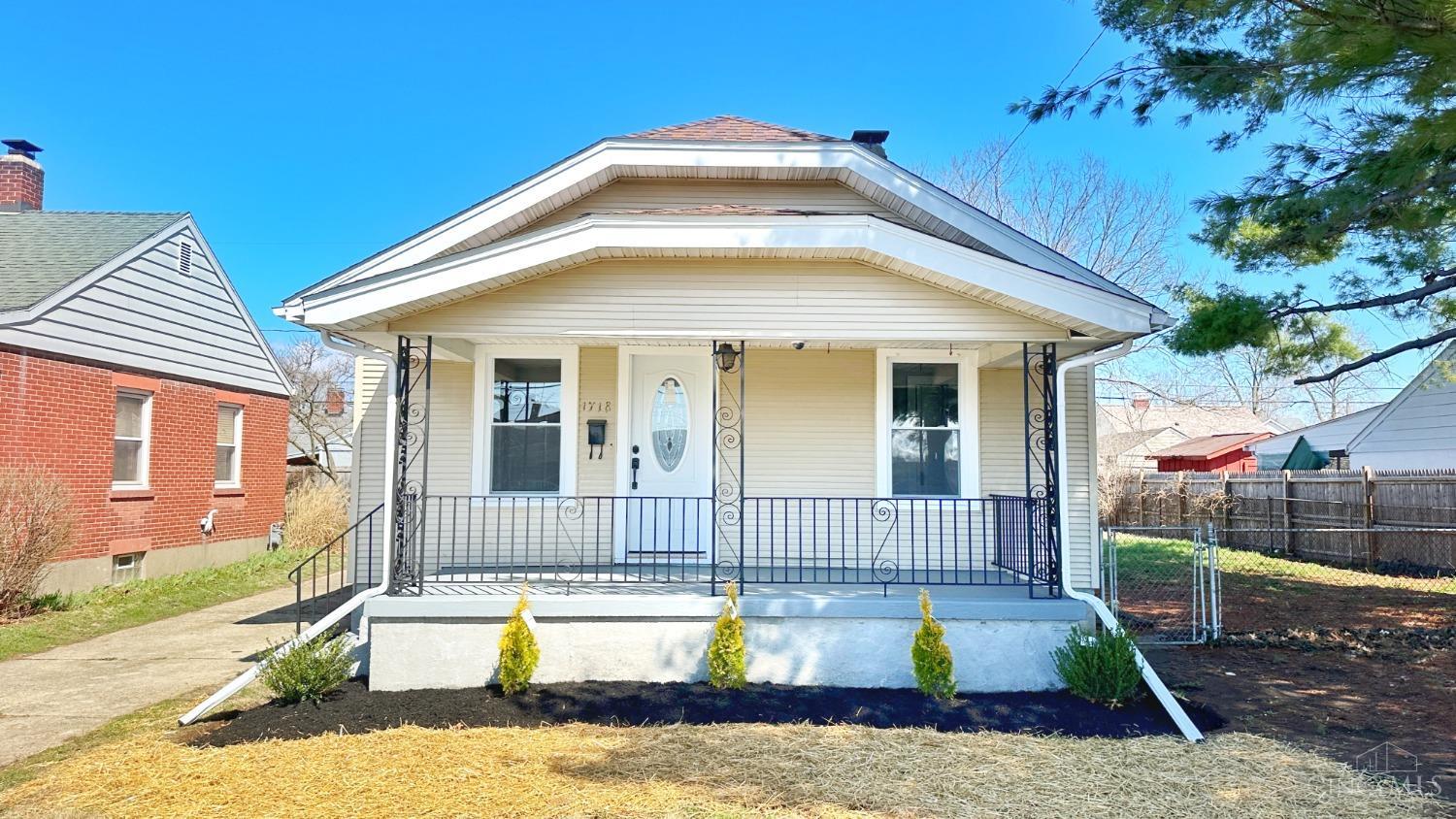 1718 Greenwood Ave Property Photo 1