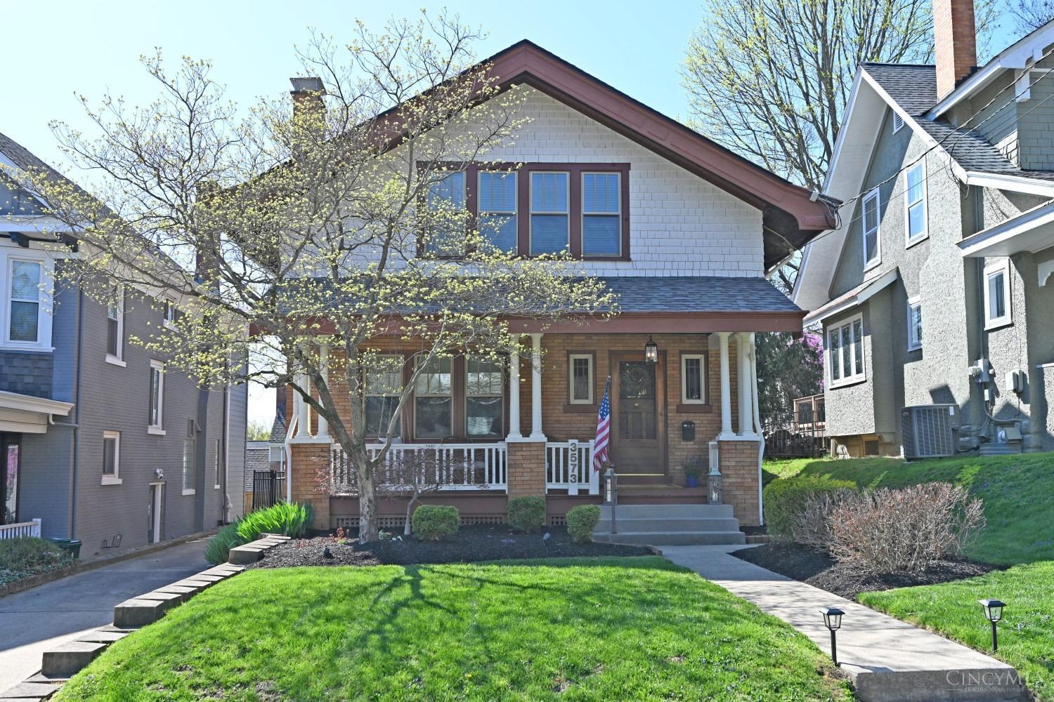 3573 St Charles Pl Property Photo 1