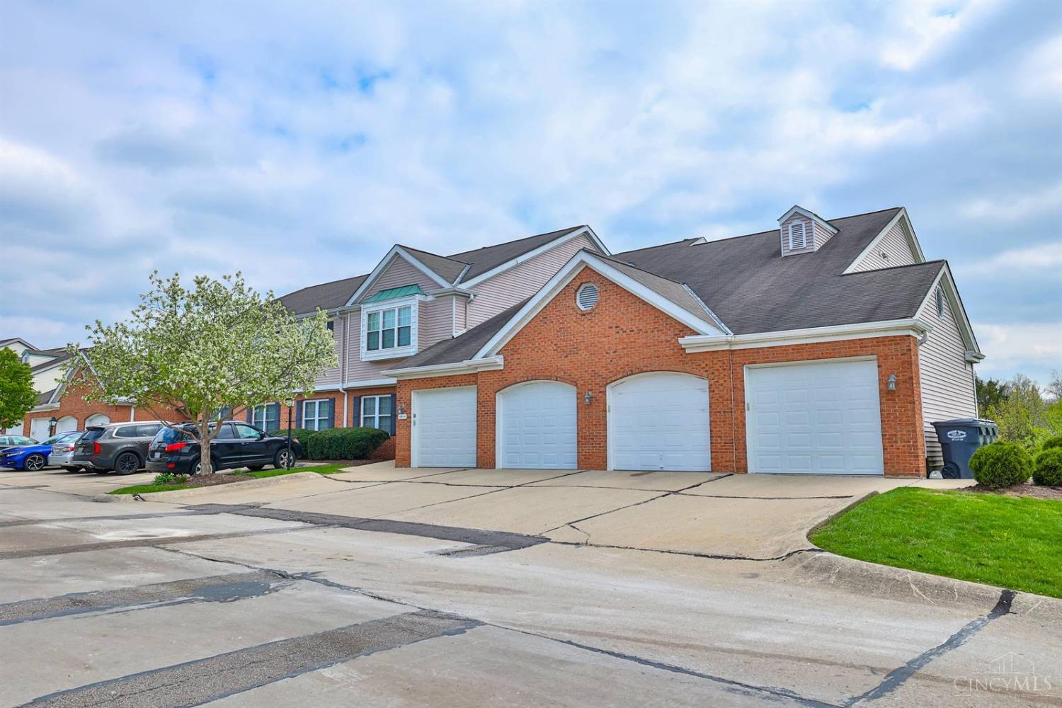 6589 Chesapeake Run Property Photo 1