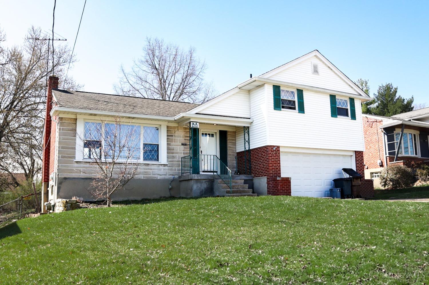 5465 Childs Ave Property Photo 1