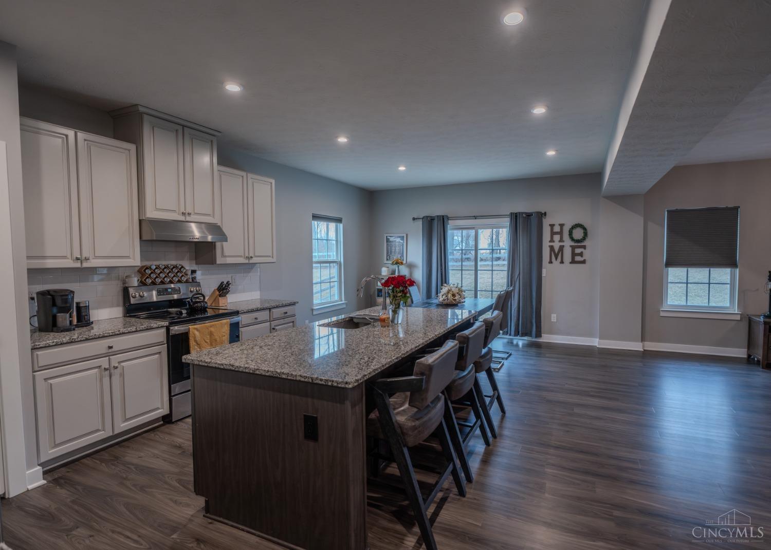 1180 Autumn Ridge Drive Property Photo 8