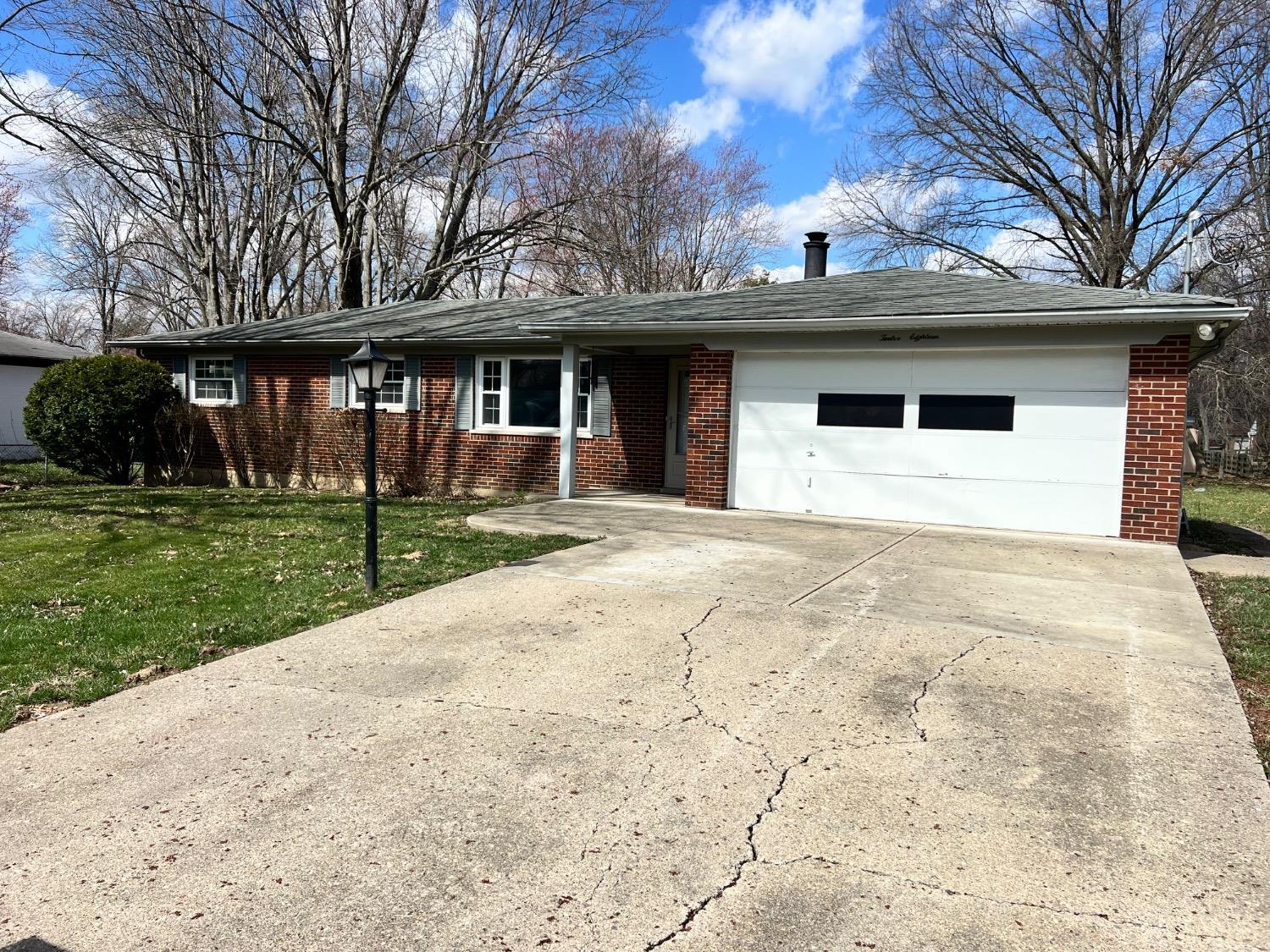 1218 Deblin Dr Property Photo