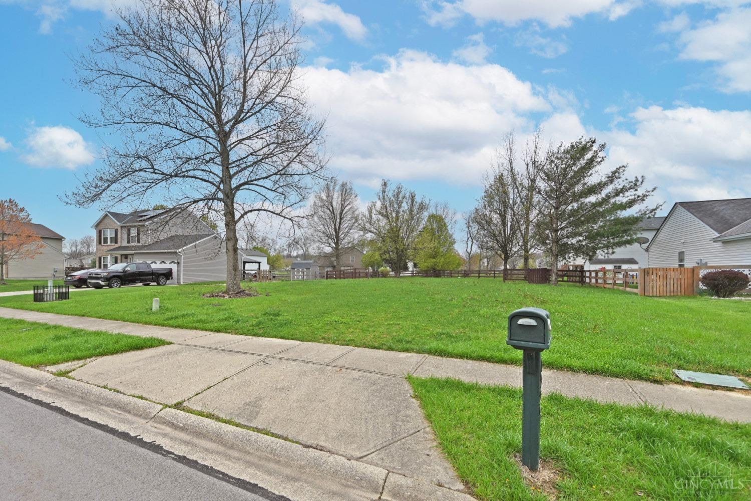 1559 Clearbrook Ln Property Photo