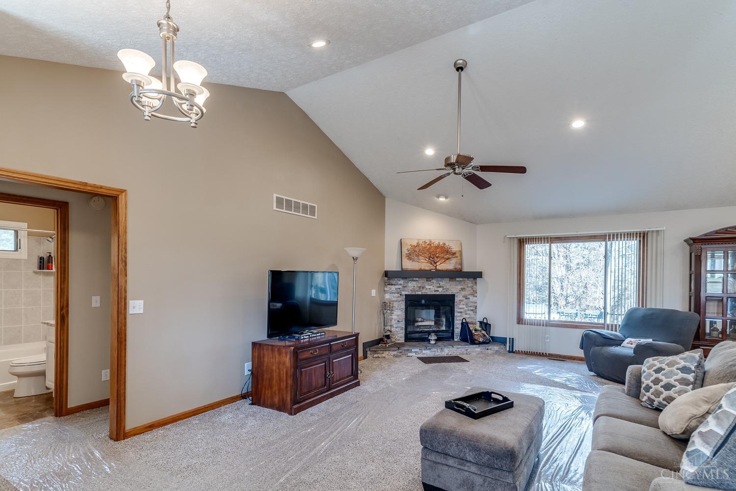 4175 Whitetail Drive Property Photo 10