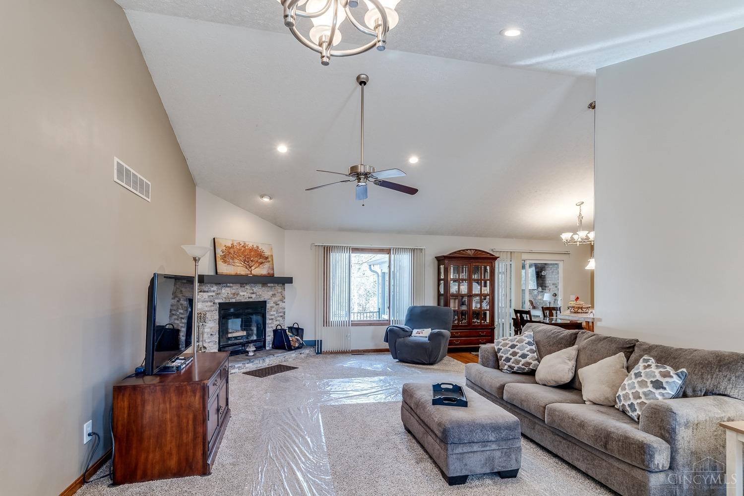 4175 Whitetail Drive Property Photo 11