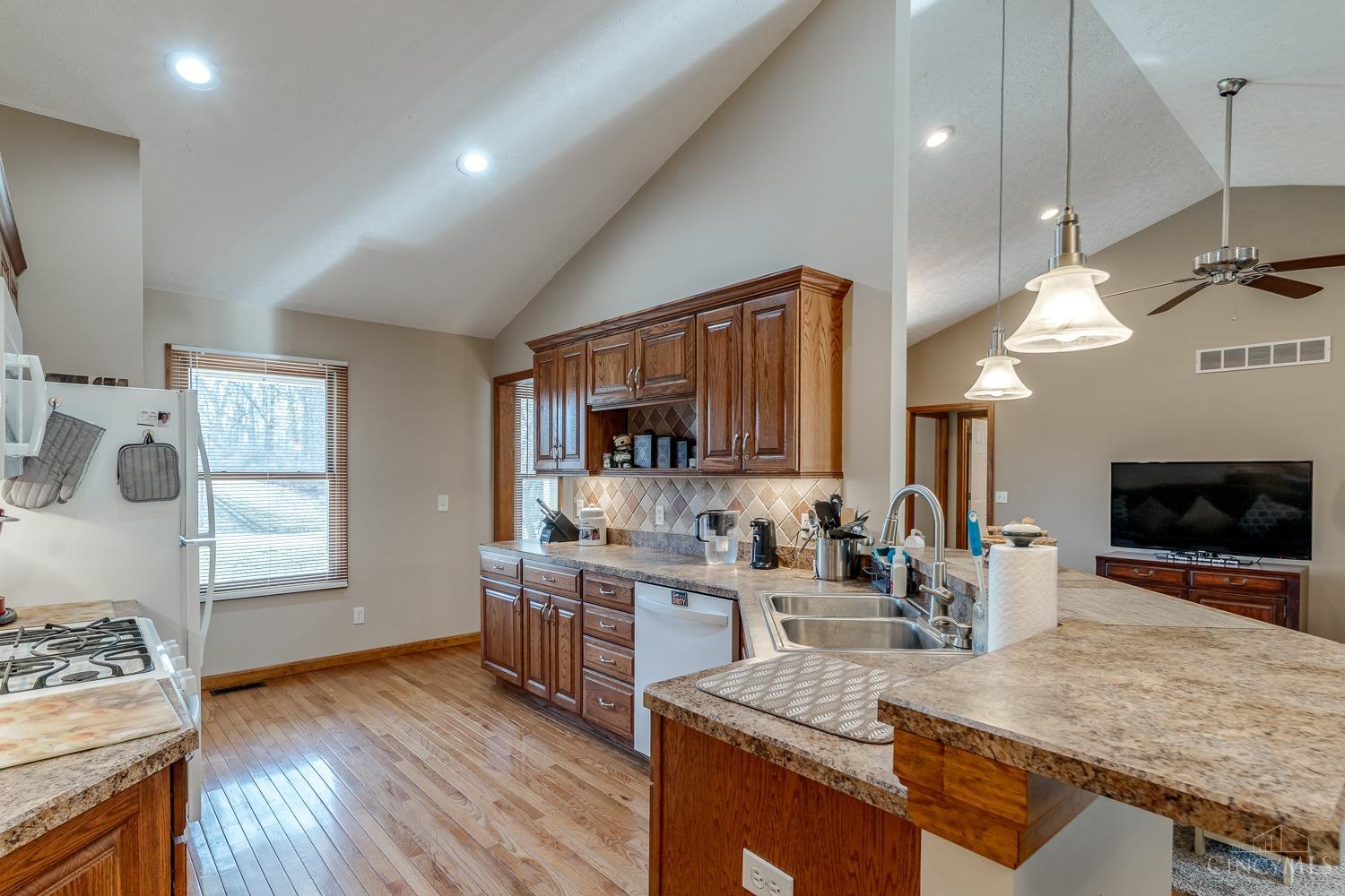 4175 Whitetail Drive Property Photo 19