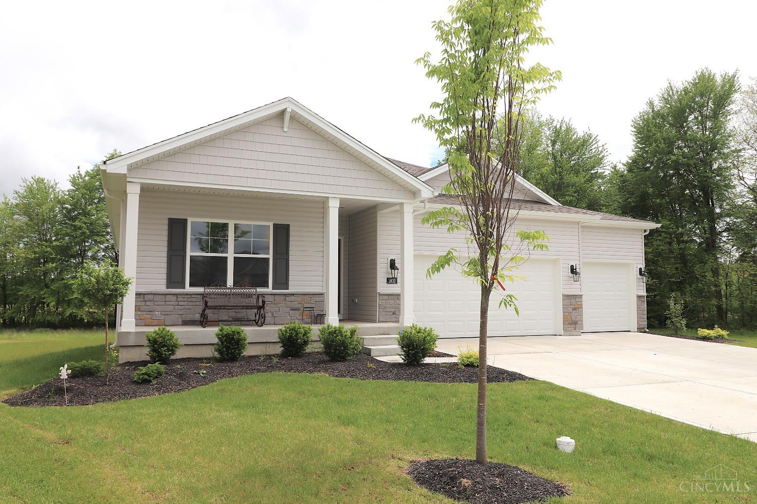 1802 Oak Cove Picture