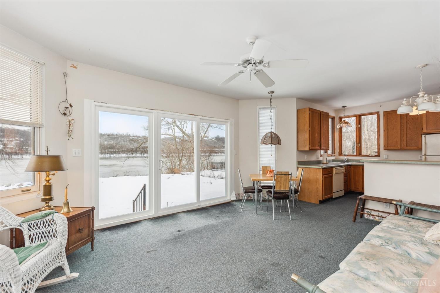411 Front Street Property Photo 15