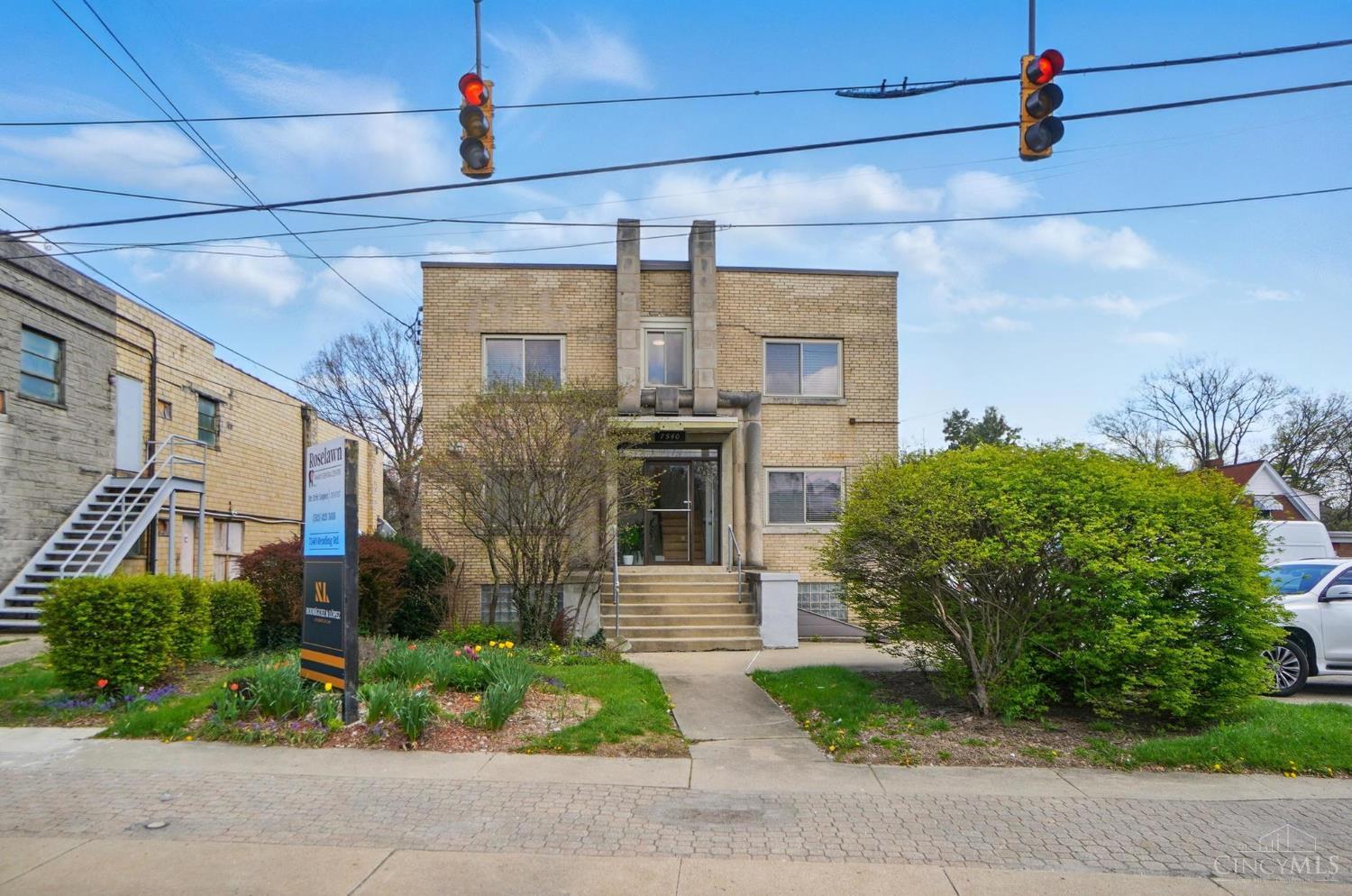 7540 Reading Road Property Photo 2