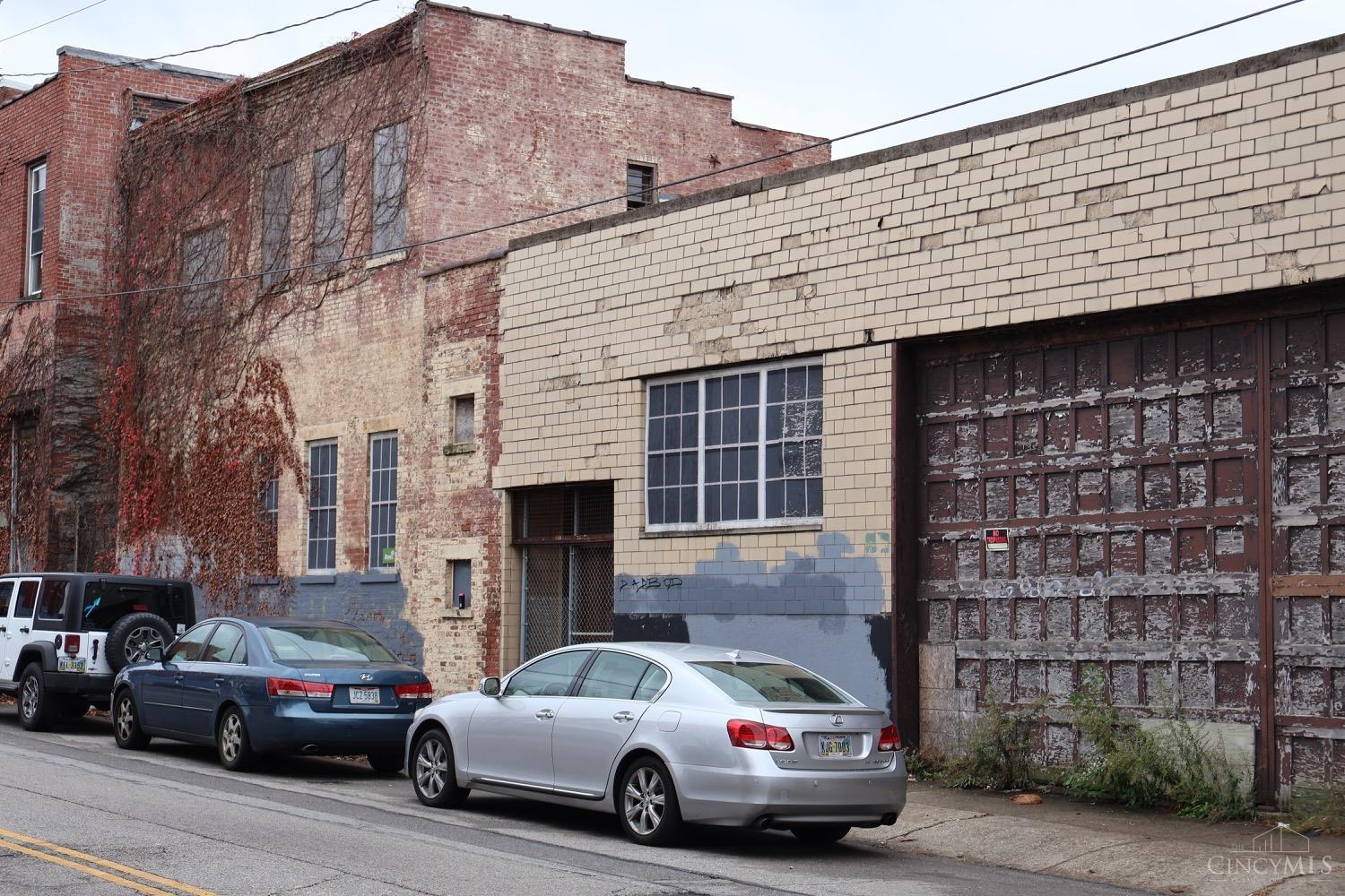 417 Findlay Street Property Photo 1