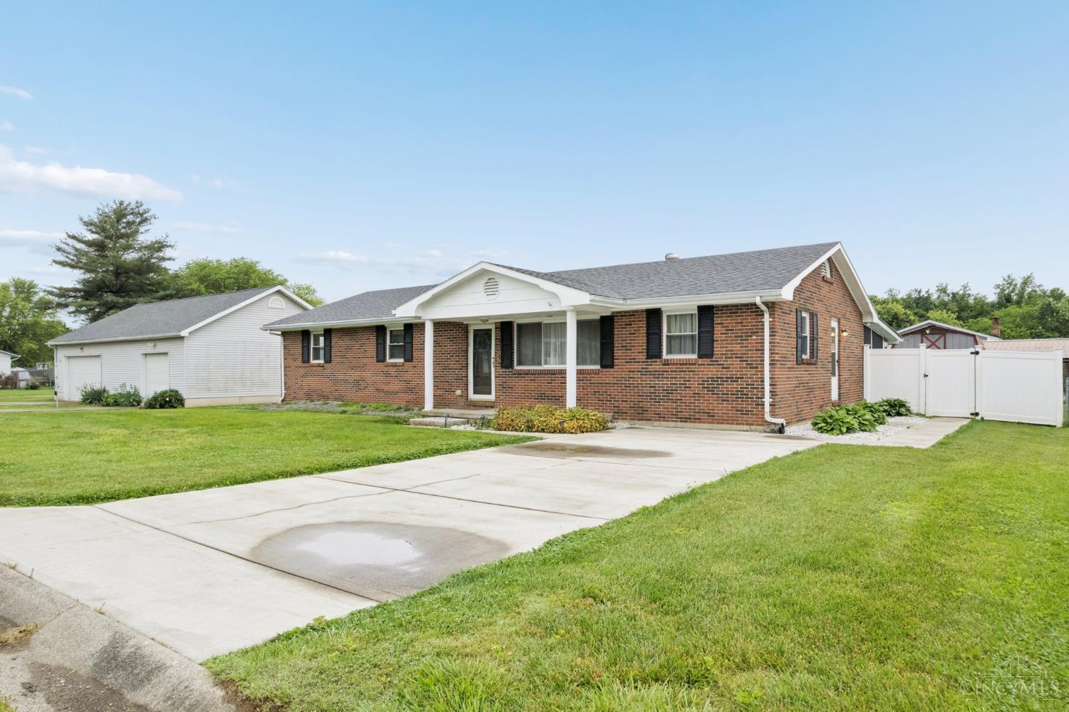 1905 Stivers Road Property Photo 1