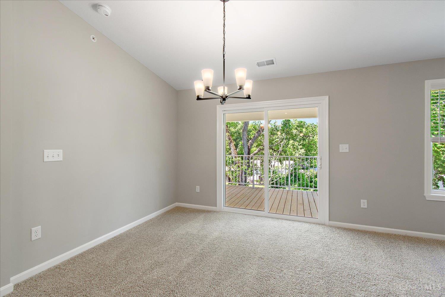 527 Tradition Ridge Property Photo 6